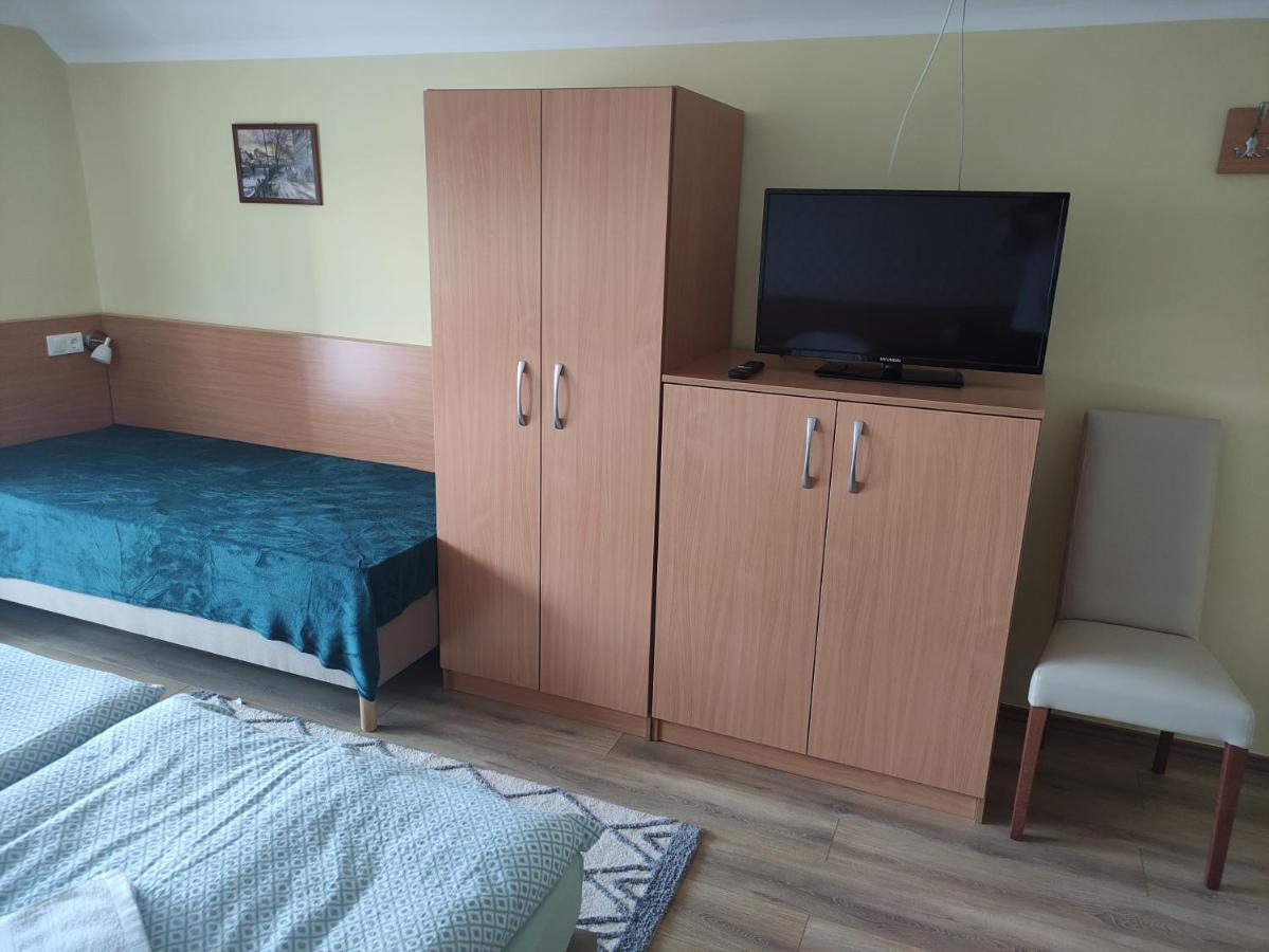 Molnar Vendeghaz Apartment บุค ภายนอก รูปภาพ